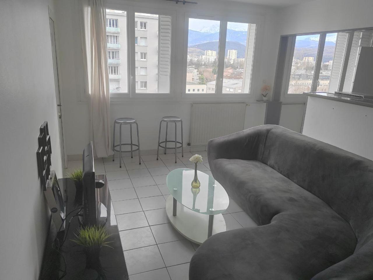 Une Chambre Dans Appartement Partage, Grenoble A 8 Min Du Centre-Ville מראה חיצוני תמונה